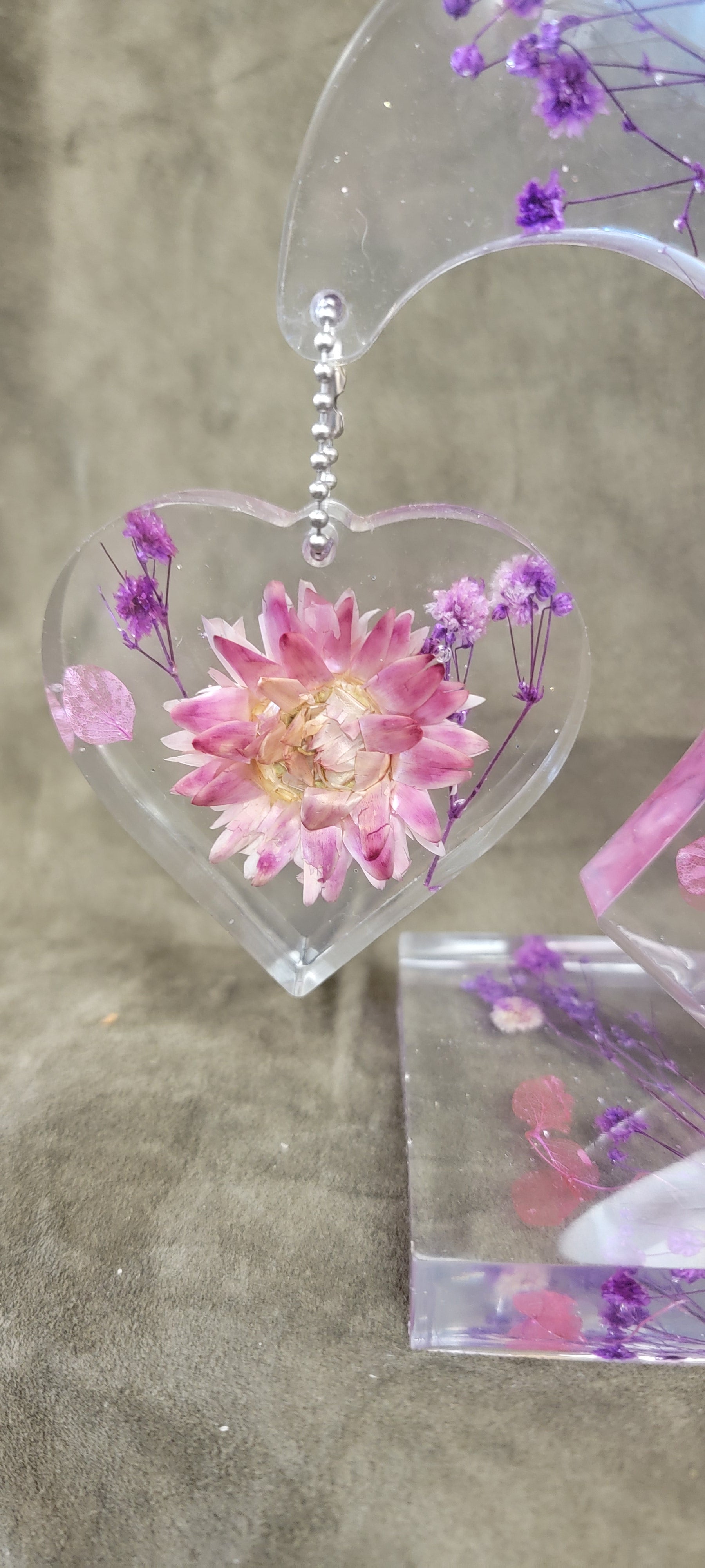 Resin Heart Large 7 inches tall 8 inches wide.  Hanfmade my SB