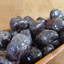 Garnet Tumbled Large