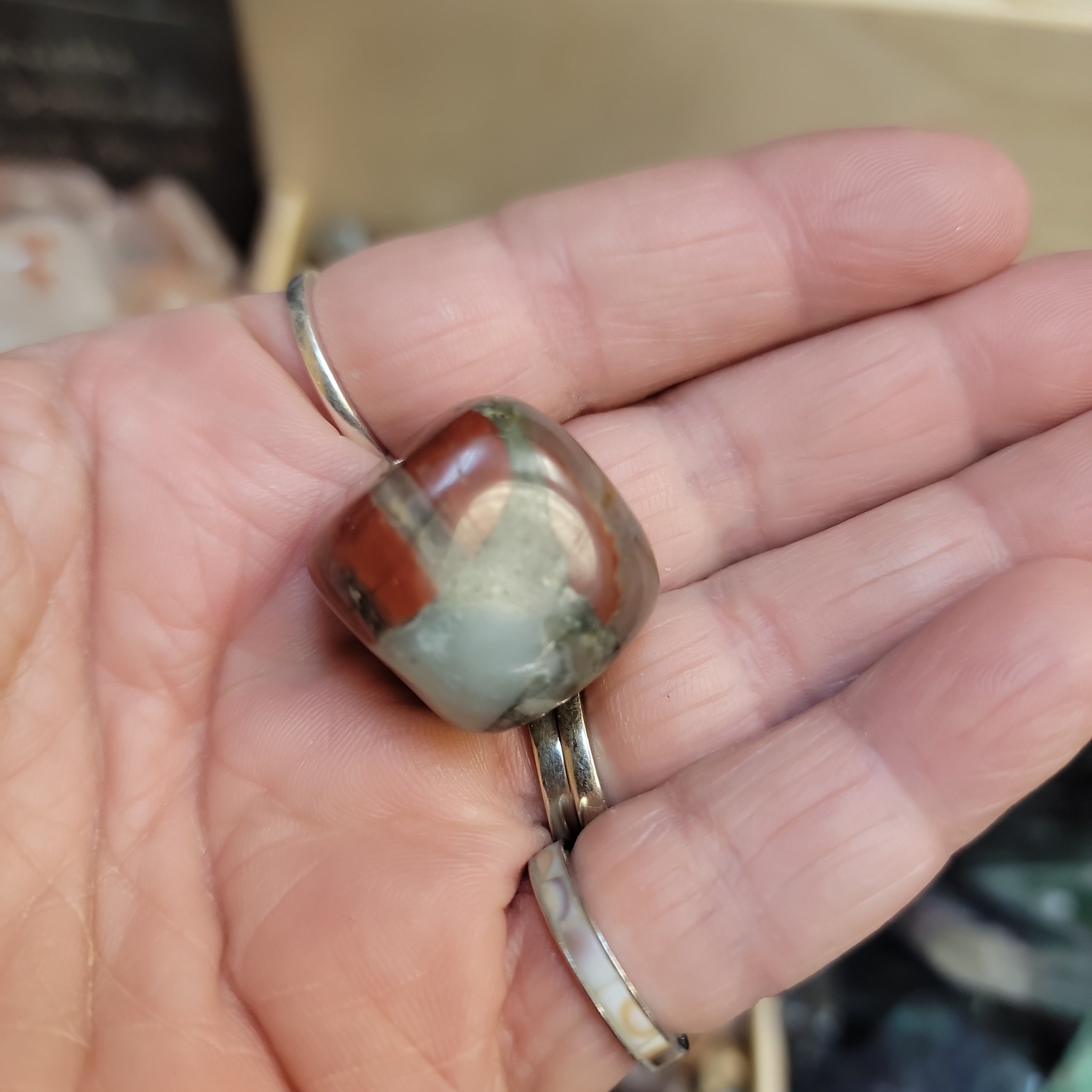 
Unleash the healing properties of tumbled bloodstone. This medium-sized stone is known for its ability to boost energy levels, improve circulation, and enhance focus. Experience the benefits of this powerful crystal and elevate your mind, body, and spirit!