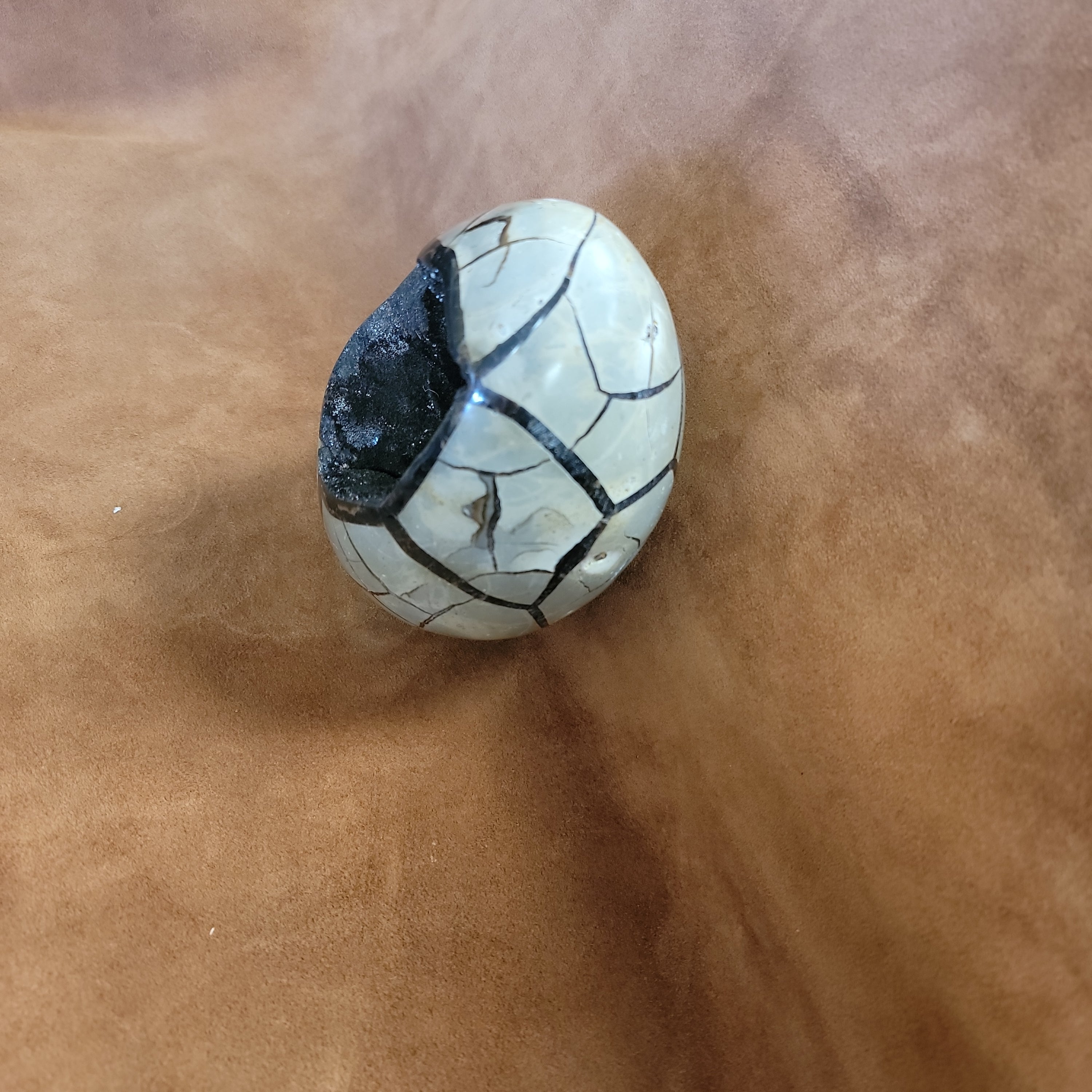 Septarian Egg Gemstone For Removing Stress And Anxiety