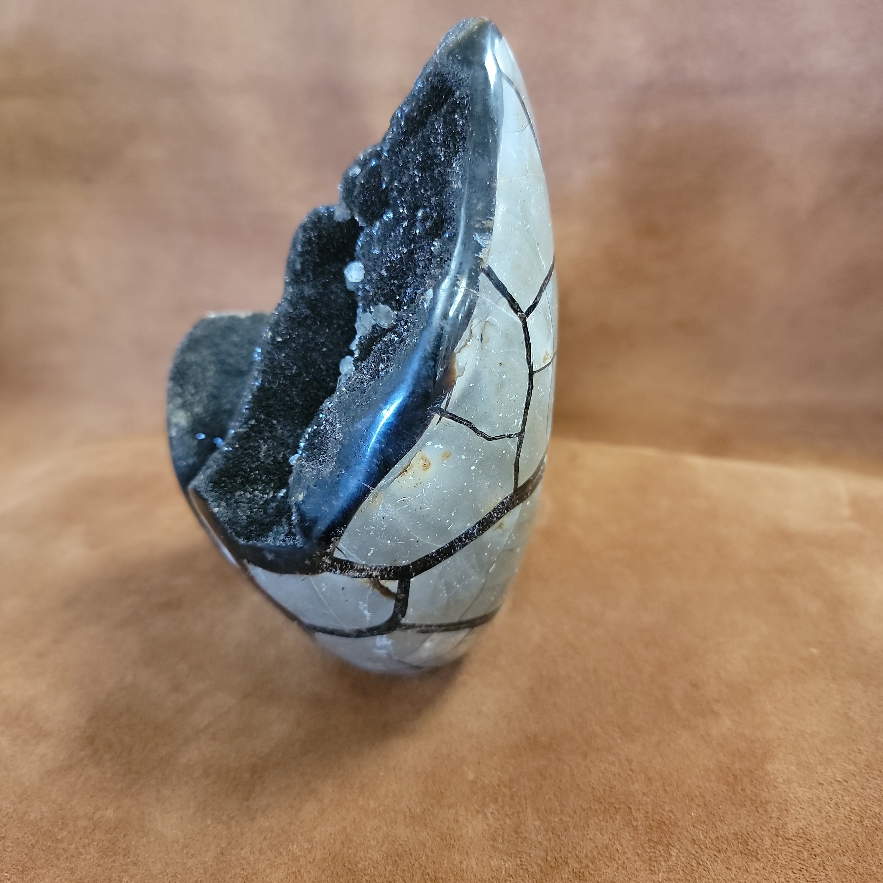 Septarian Egg Gemstone For Removing Stress And Anxiety