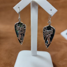 Vera Wolf Sterling Silver Earrings Metmaid on Abalone