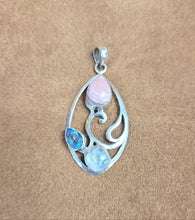 Vera Wolf Sterling Silver Pendent