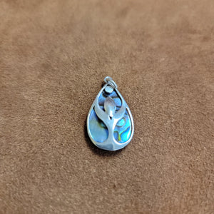 Vera Wolf Sterling Silver Pendent Abalone Lotus