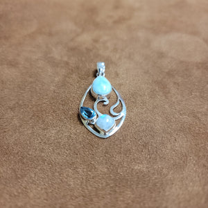 Vera Wolf Sterling Silver Pendent