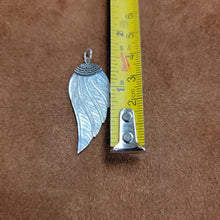 Vera Wolf Sterling Silver Pendent mother of Pearl Wing