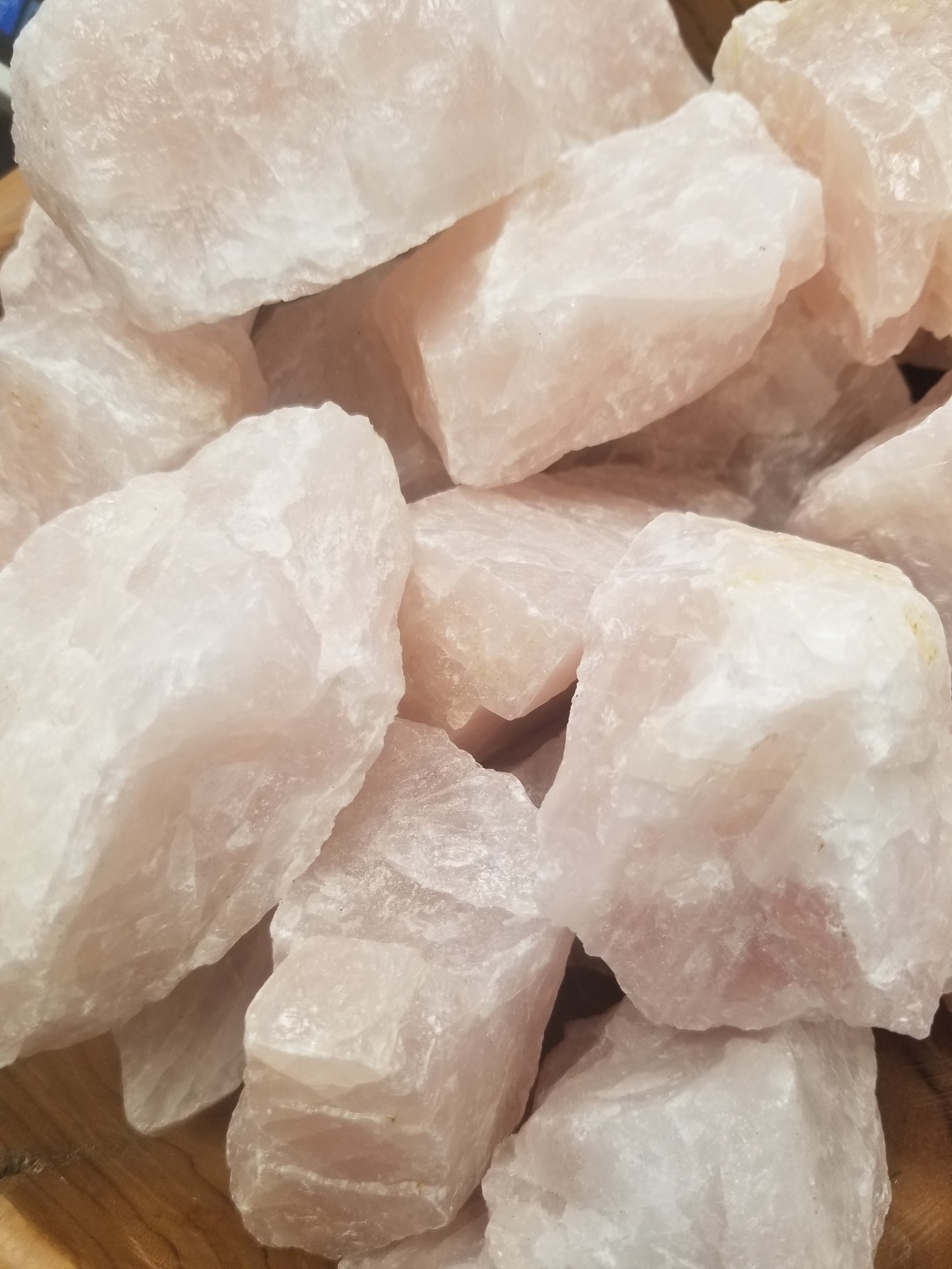 Raw Rose Quartz Gemstone For Gift & Spiritual Healing