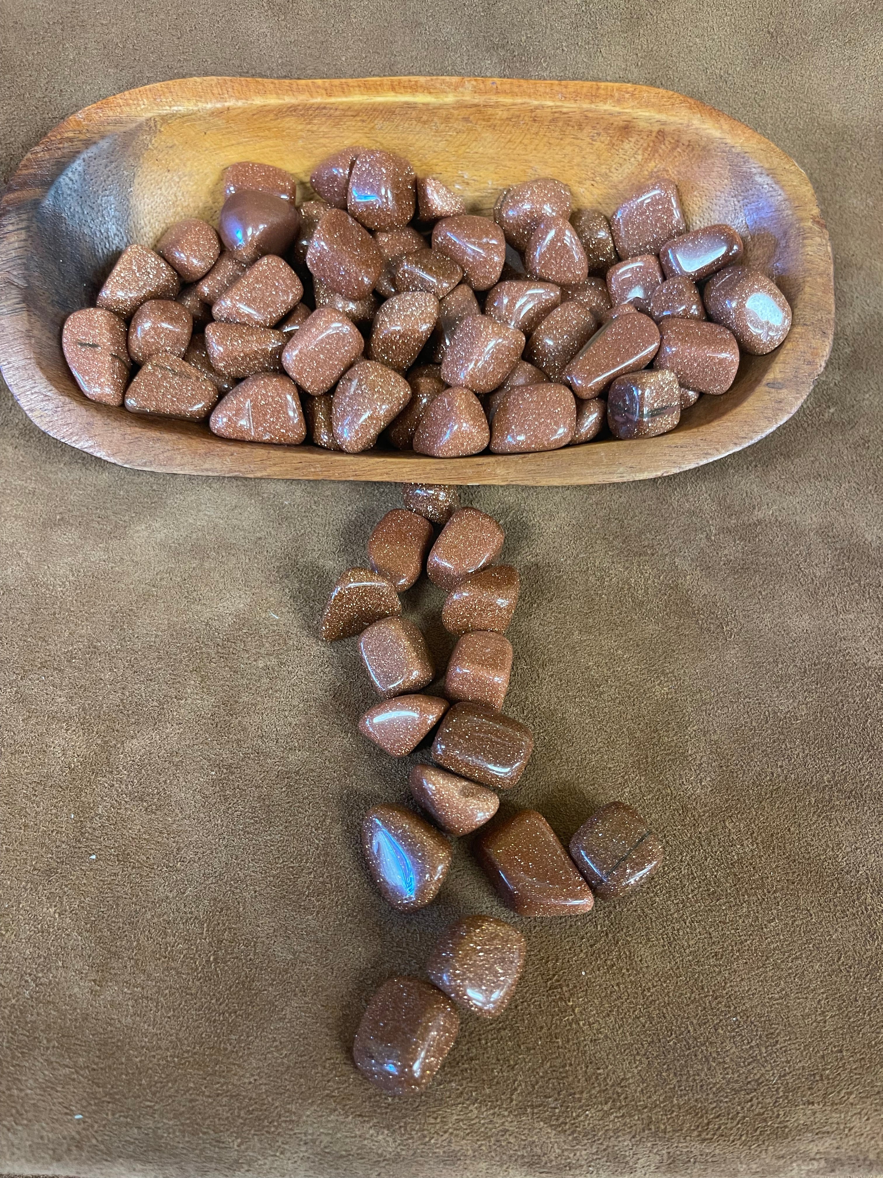 Red goldstone tumbled stones