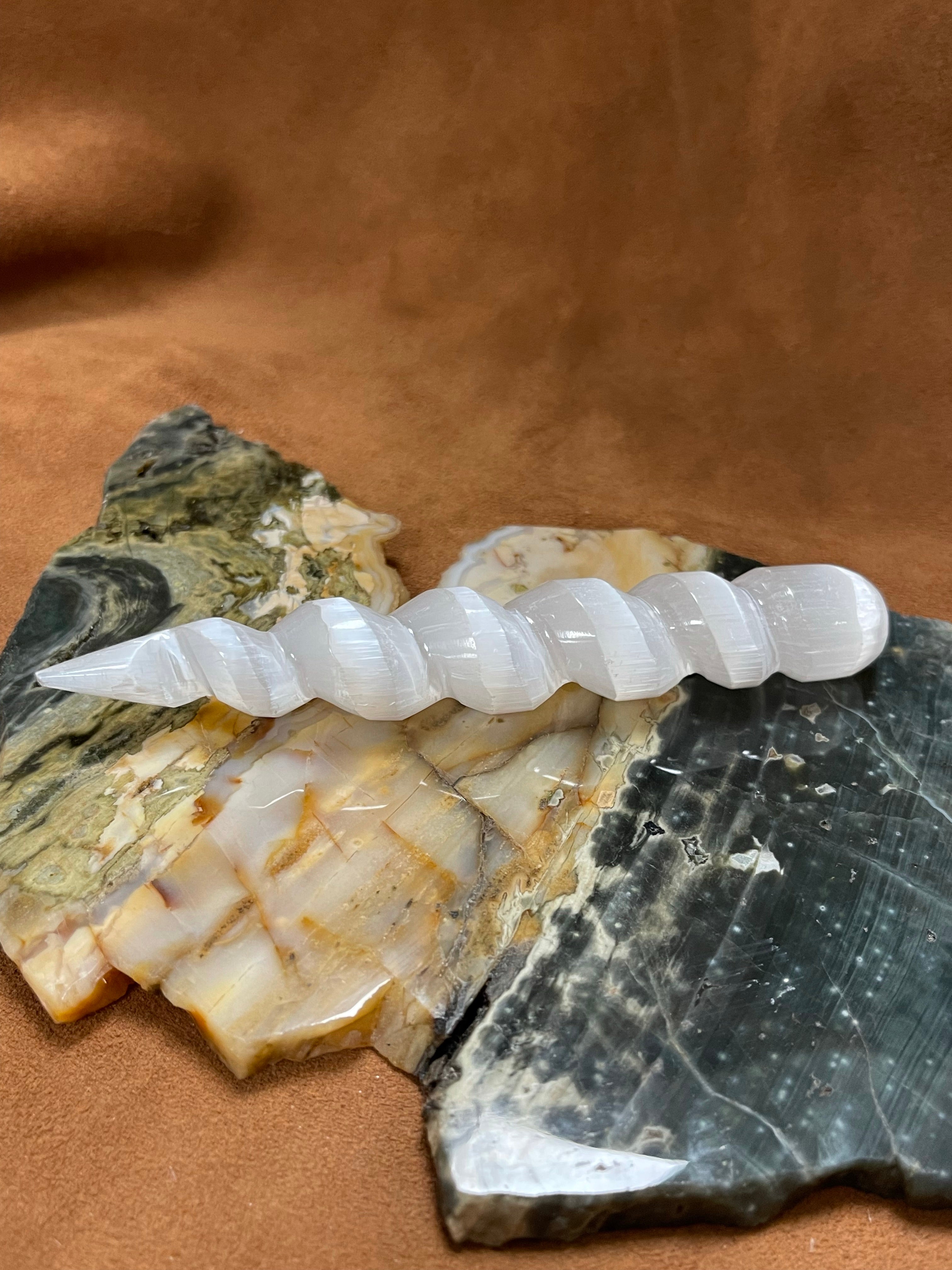 Unique Design Spiral Selenite Massage Wand
